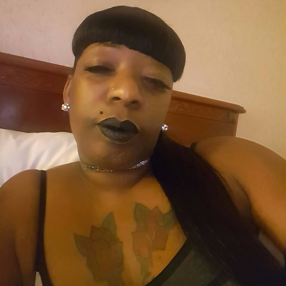 Profile Picture of Dashanda Parker (@msparker3539) on Poshmark