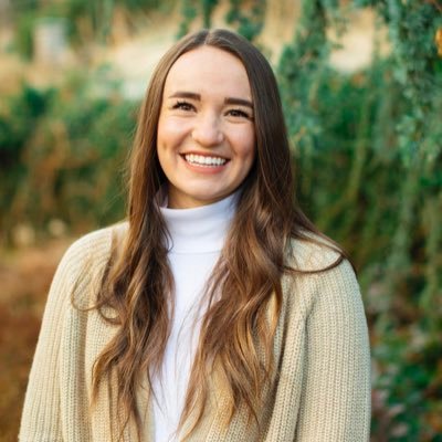 Profile Picture of Alex Muir (@alexandra_muir) on Twitter