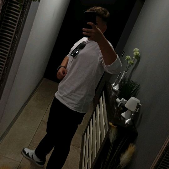 Profile Picture of robertbornac (@robertbornac) on Tiktok