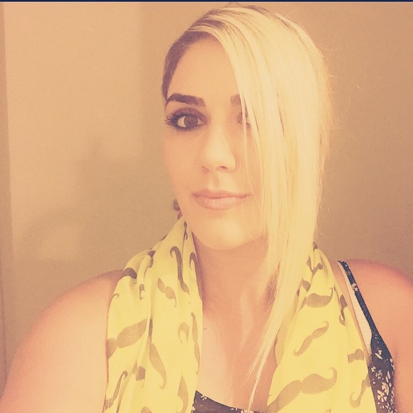 Profile Picture of Adena Palosian (@adena13) on Poshmark