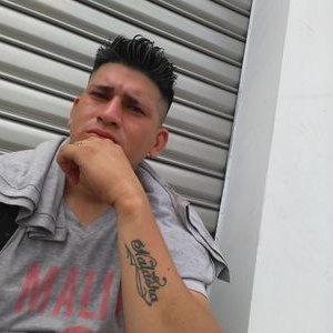 Profile Picture of Carlos Calderon (@natasha1234carl) on Twitter