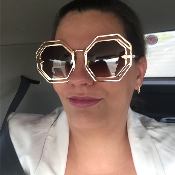 Profile Picture of Sara Culwell (@sjjellybean) on Poshmark