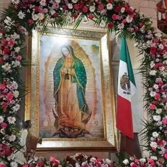 Profile Picture of Adriana Resendiz (@aresendiz399) on Poshmark