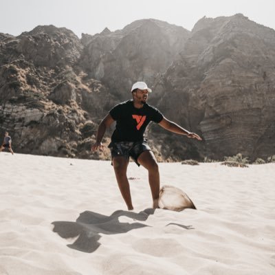 Profile Picture of Josh Crutchfield (@KingCrutch25) on Twitter