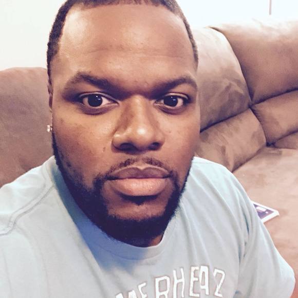 Profile Picture of Torey Hicks (@tank5173) on Poshmark