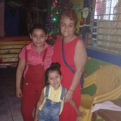 Profile Picture of Alexa Leomary Valle Figueroa (@AlexaLeomary) on Twitter