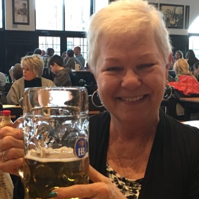 Profile Picture of Janice Weaver Cronin (@CroninWeaver) on Twitter