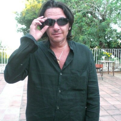 Profile Picture of Mark Stevens (@MarkFarnham) on Twitter