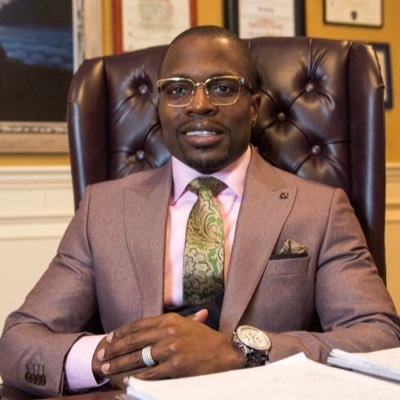 Profile Picture of Bishop Lamor M. Whitehead (@LamorWhitehead) on Twitter