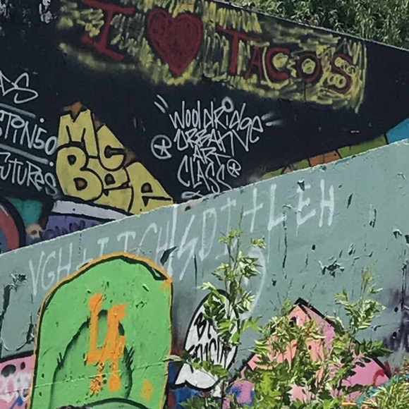 Alex Meraz - Poshmark Profile Picture of Alex Meraz (@meraz21658) on Poshmark