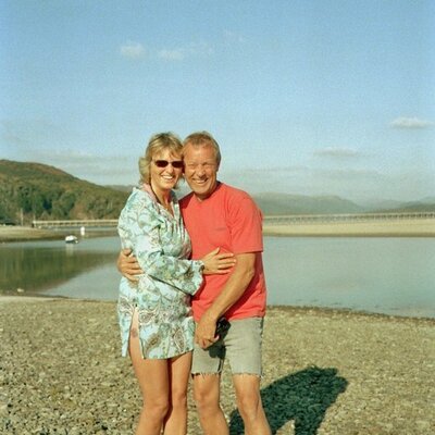 Profile Picture of David And Jayne (@davidjayne) on Twitter