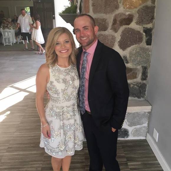 Profile Picture of Abbey Kettleson rutledge (@abbeykr10) on Poshmark