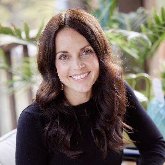 Profile Picture of Kate David (@katharinedavid) on Poshmark