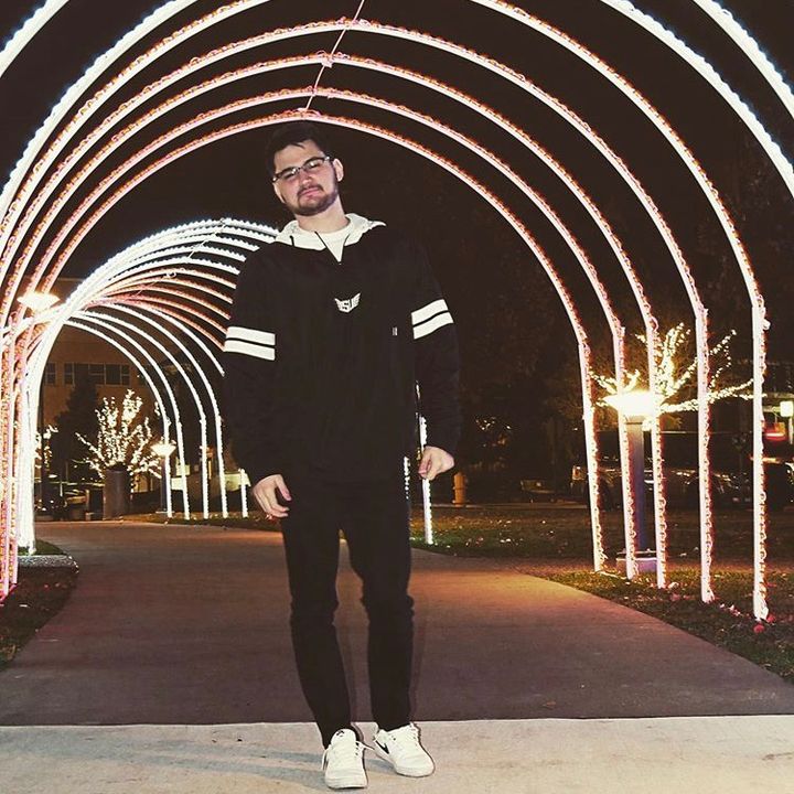 Profile Picture of Andrew Breil (@andrewbreil) on Tiktok