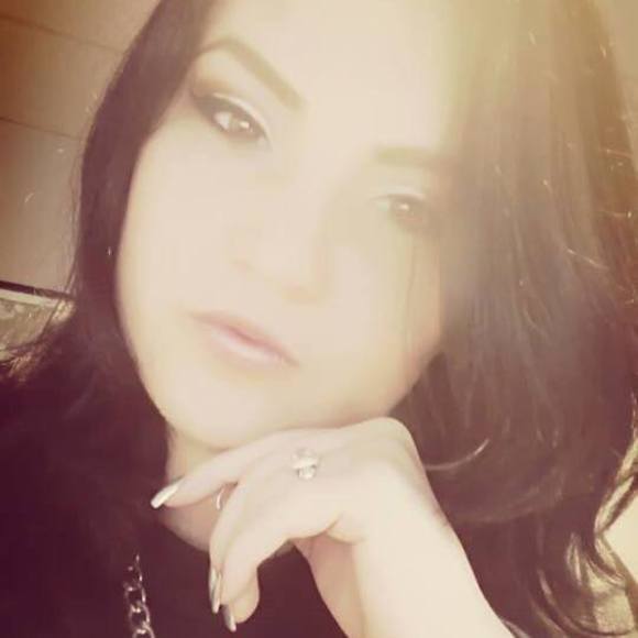 Profile Picture of Cassandra Granger (@chinababy5) on Poshmark