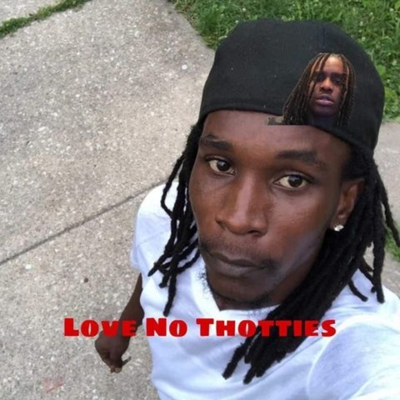 Profile Picture of Fto romie Romey (@fromey) on Poshmark