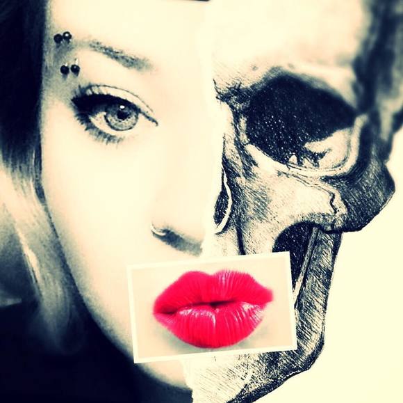 Profile Picture of Robin Greenly (@robingreenly) on Poshmark