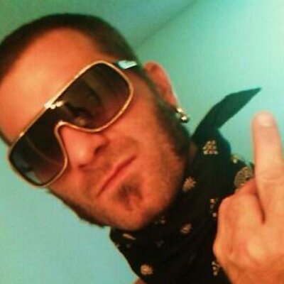 Profile Picture of Stuart Doshier (@intelSchizo) on Twitter