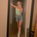 Profile Picture of genevievesanders (@genevievesanders) on Instagram