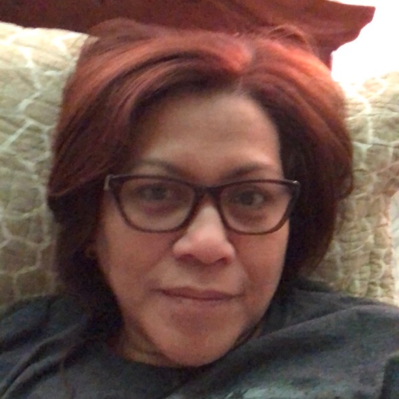 Profile Picture of Janice Tayag (@bongbritt) on Poshmark