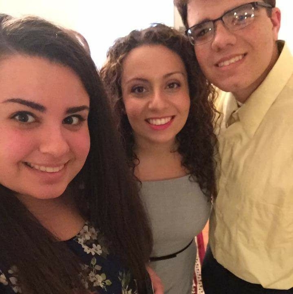 Profile Picture of Immihan Sonmez (@isonmez) on Poshmark