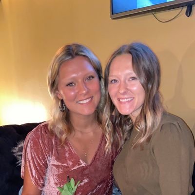 Profile Picture of Julia Jones (@jubug311) on Twitter