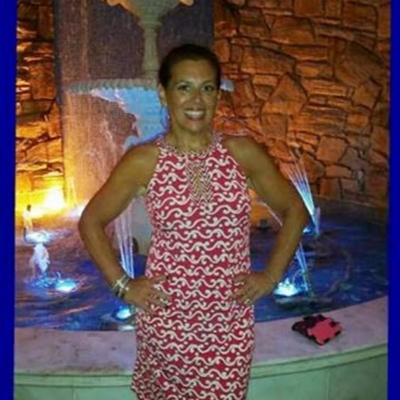 Profile Picture of Carole Ferrante (@coachferrante) on Poshmark