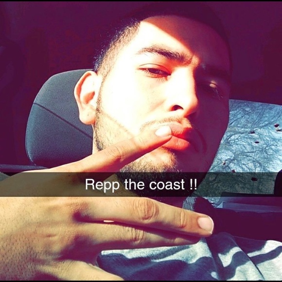 Profile Picture of Andre Moreno (@drekkoo) on Poshmark