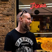 Profile Picture of James Hogg (@JamesHogghoggston) on Youtube