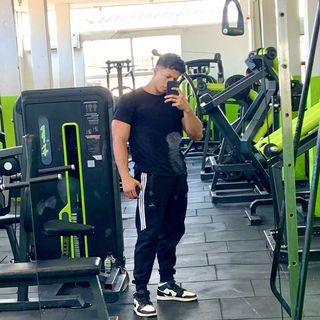 JacobRom - Instagram Profile Picture of JacobRom (@jacob_rom.arreaga) on Instagram