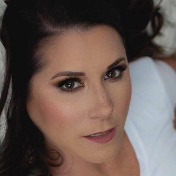 Trina Nelson-higgins - Poshmark Profile Picture of Trina Nelson-higgins (@2mugglesmomma) on Poshmark