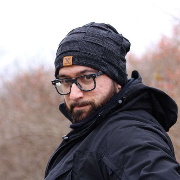 Profile Picture of Aaron Andrews (@ajandrews545) on Poshmark