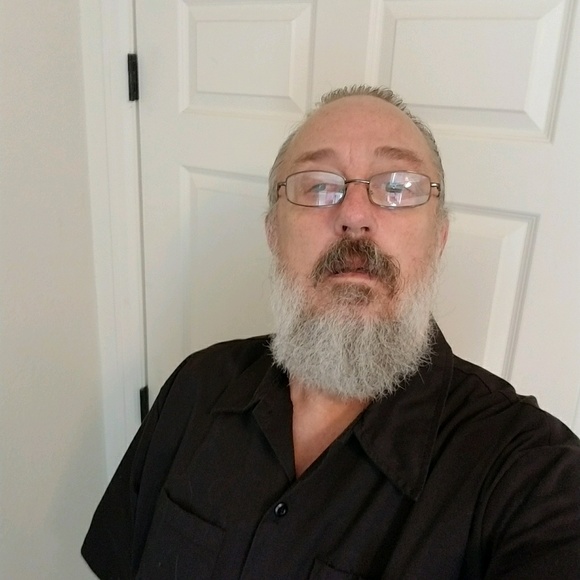 Profile Picture of Terry Mabey (@master_tee) on Poshmark