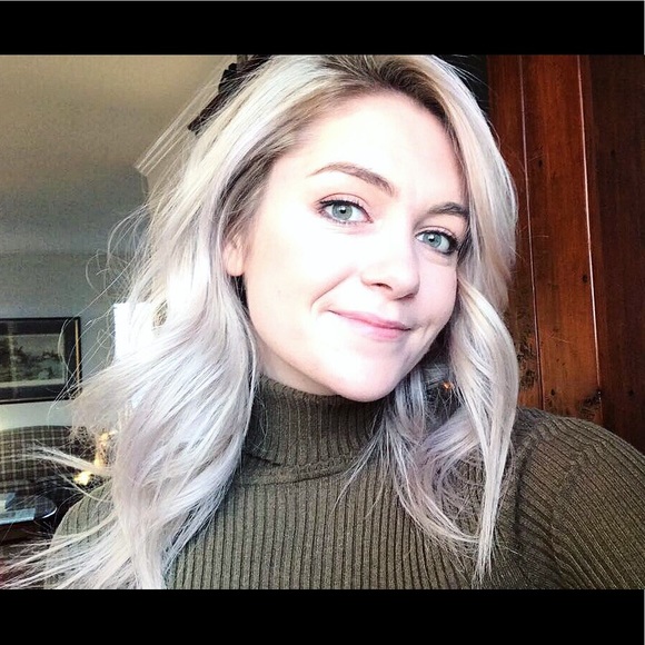 Profile Picture of Kaitlin Pennypacker (@kcpenny4) on Poshmark