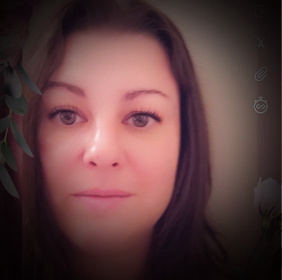 Profile Picture of Tracy Poole (@tpooleaz) on Poshmark