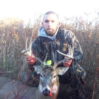 Profile Picture of Bradley Berger (@deerhunterbrad) on Twitter