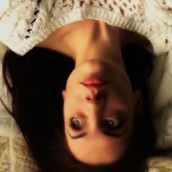 Profile Picture of Liv Horchos (@oliviabeatrix) on Poshmark