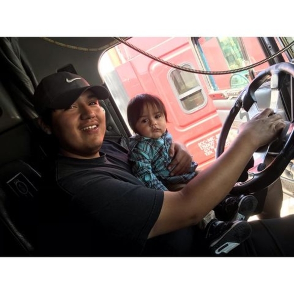 Profile Picture of Bryan Angel (@bryanangel334) on Poshmark