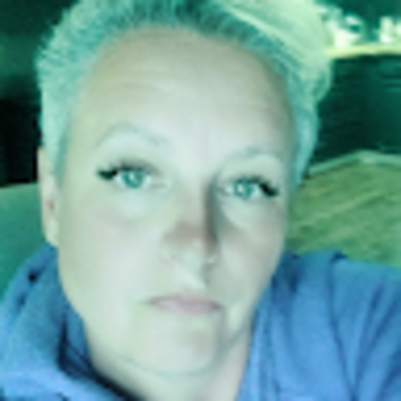 Tab Mabee - Poshmark Profile Picture of Tab Mabee (@tabmabee) on Poshmark
