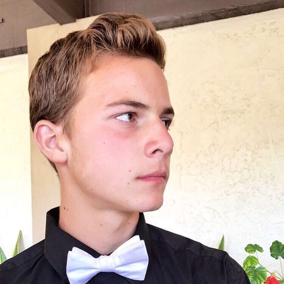 Profile Picture of Jeremiah Mihaila (@jeremiah240) on Poshmark