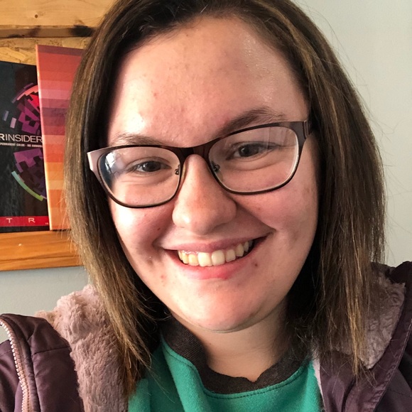 Profile Picture of Patty Sheredy (@prsheredy) on Poshmark