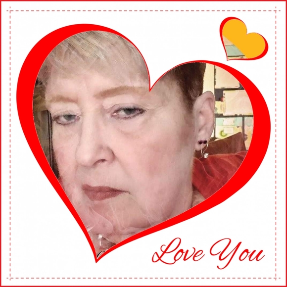 Profile Picture of Dorothy Peterson-girard (@dagirard1956) on Poshmark