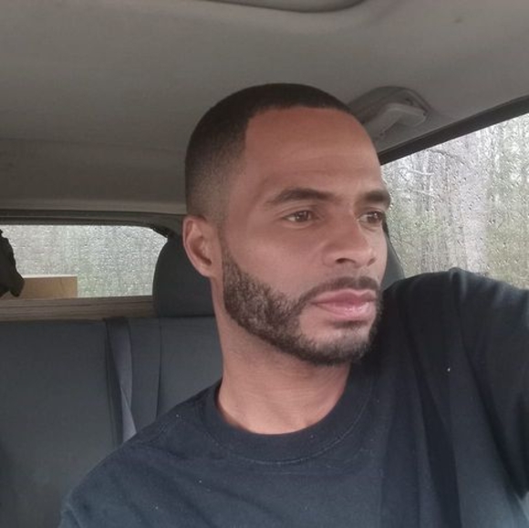 Profile Picture of David Pugh (@dpugh5550) on Poshmark