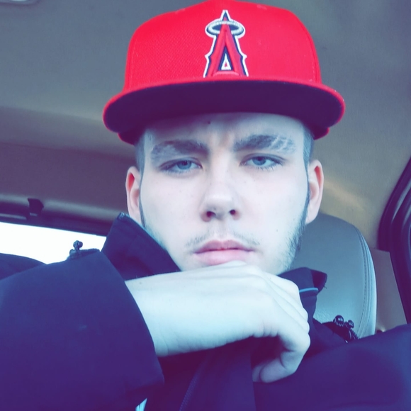 Profile Picture of Ty Claspell (@moneybaby19) on Poshmark