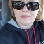 Profile Picture of Lori Altom Smith (@lorialtomsmith) on Instagram