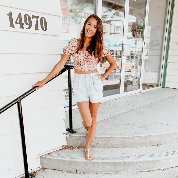 Profile Picture of Kim Sievers (@kim_sievers) on Poshmark