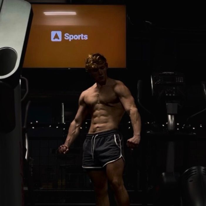 Profile Picture of Jason (@jasonberg_) on Tiktok
