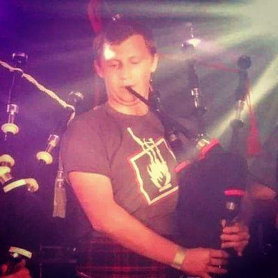 Profile Picture of The Cumbrian Piper (@TomSkelhorne) on Twitter