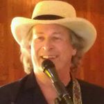 Profile Picture of MontyandBecky Eldon (@montyandbecky) on Instagram