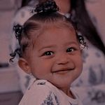 Profile Picture of Júlia Carrington Black ✨ (@julia__.black) on Instagram